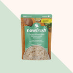 Voir l’image dans la galerie, Now Fresh - Poulet Effiloché et Bouillon - Nourriture Humide Sans Grains pour Chiens de Petites Races en Sachet